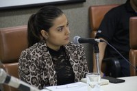 Sabrina quer prioridade para idosos em processos administrativos no município