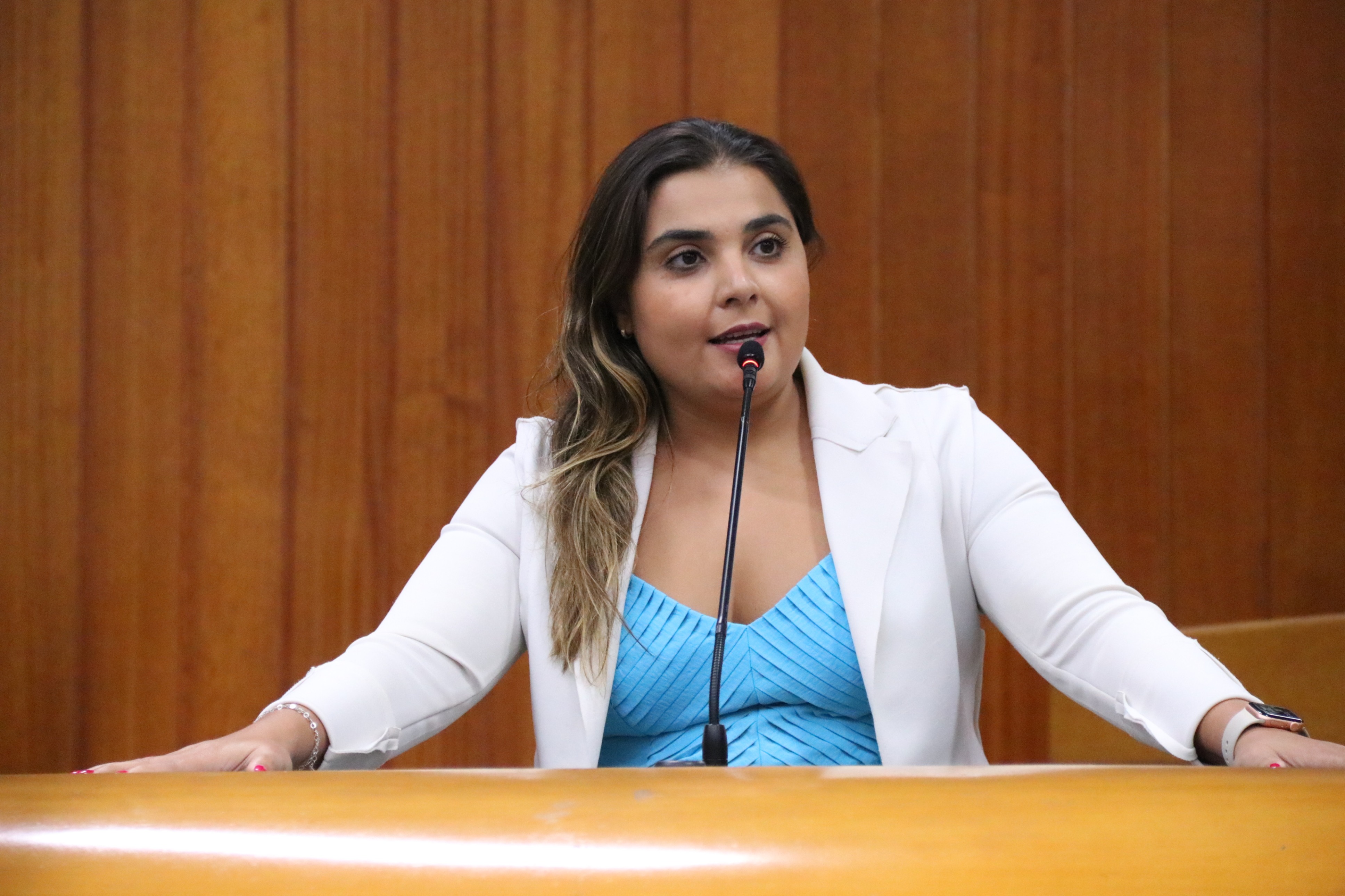 Sancionada lei que garante atendimento prioritário às mulheres vítimas de violência que necessitem de cirurgia plástica
