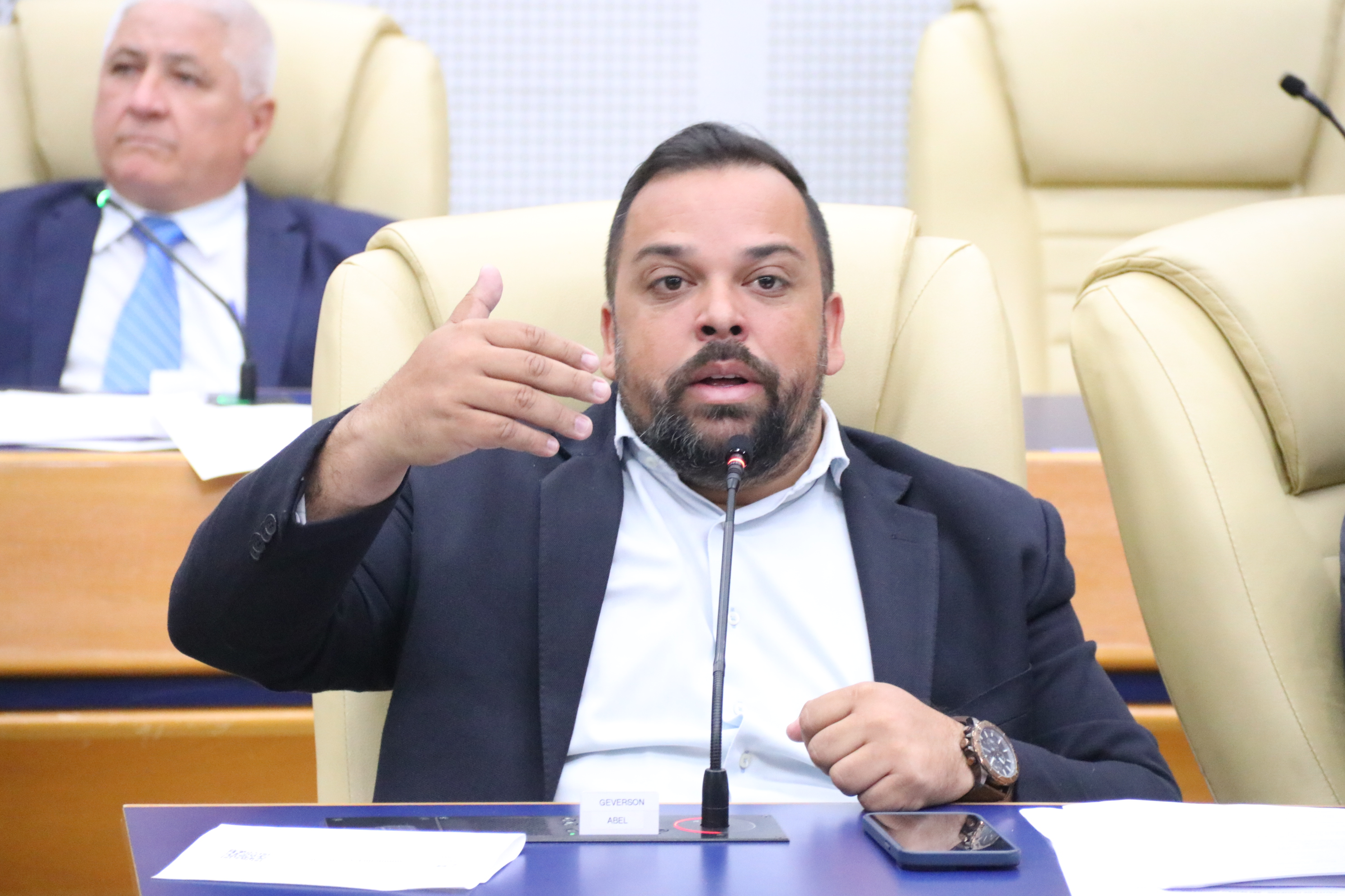 Vereador propõe instalação de aparelhos de raio-X em escolas de Goiânia