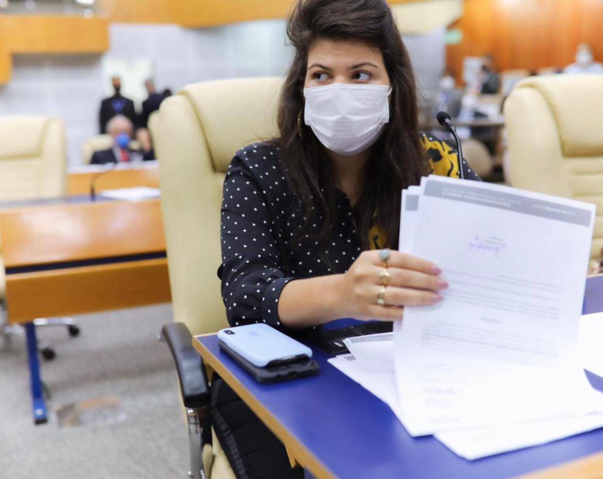 Vereadora Aava propõe abertura de nova data para pagamento do IPTU em Goiânia