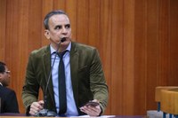 Vereadores aprovam moção de repúdio contra médico Leônidas Filho