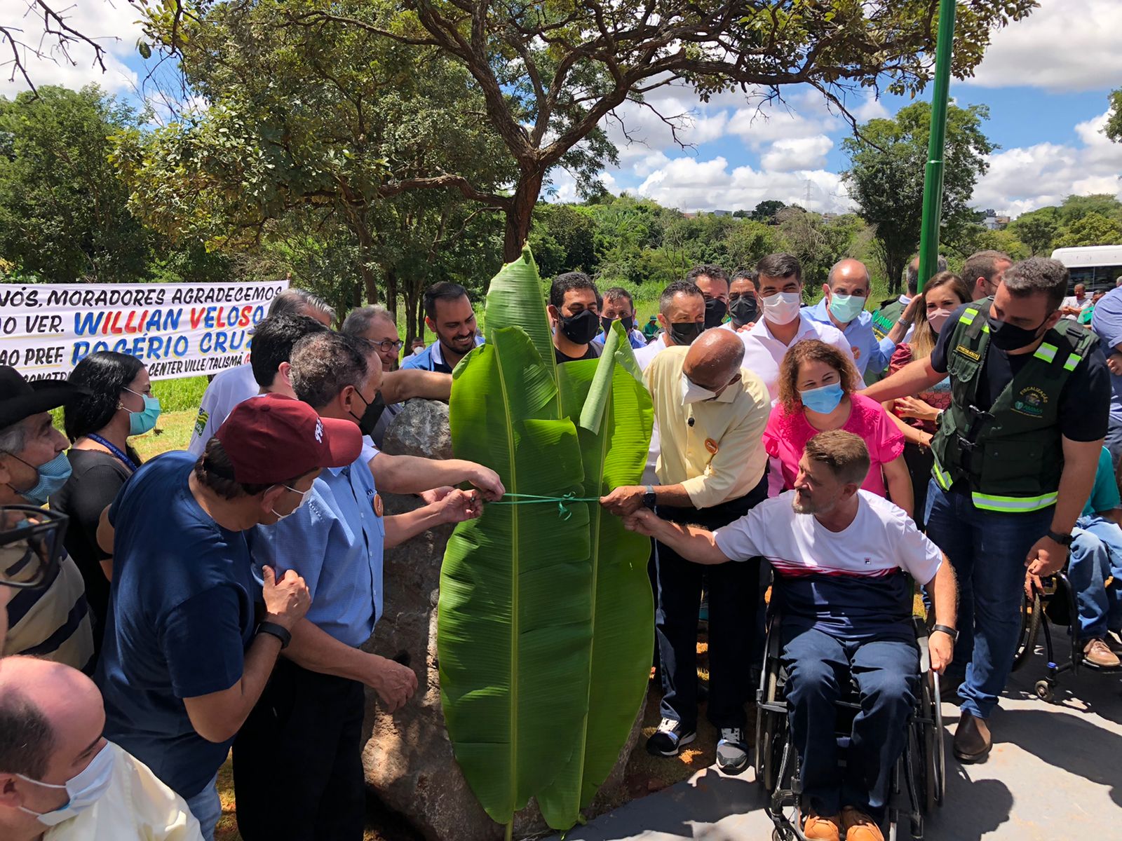 Willian Veloso entrega primeira etapa do Parque do Residencial Center Ville