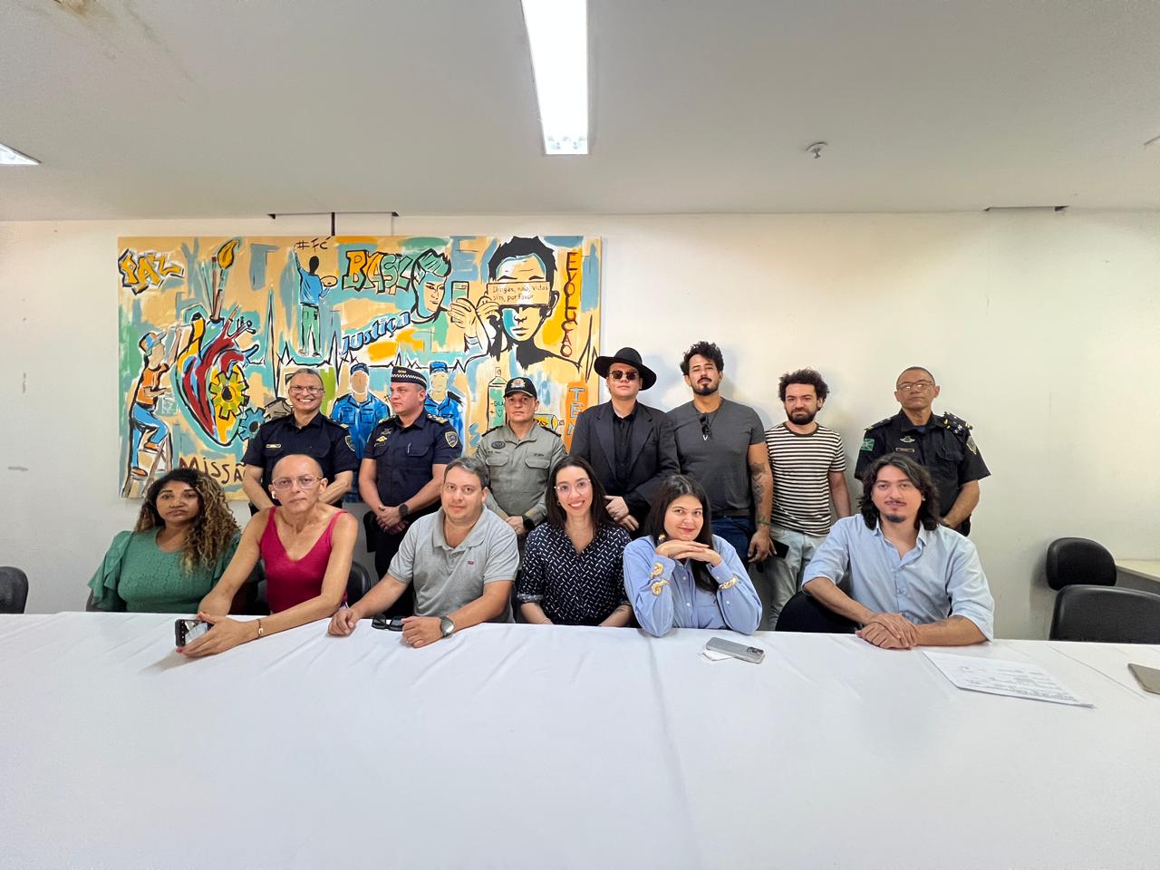 Aava Santiago promove reunião para discutir estratégias de segurança no processo de renascimento do Centro