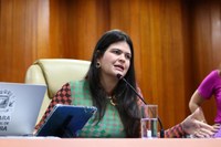 Aava Santiago lança 3º Edital de Emendas 2026 com foco em protagonismo social e inovação em Goiânia