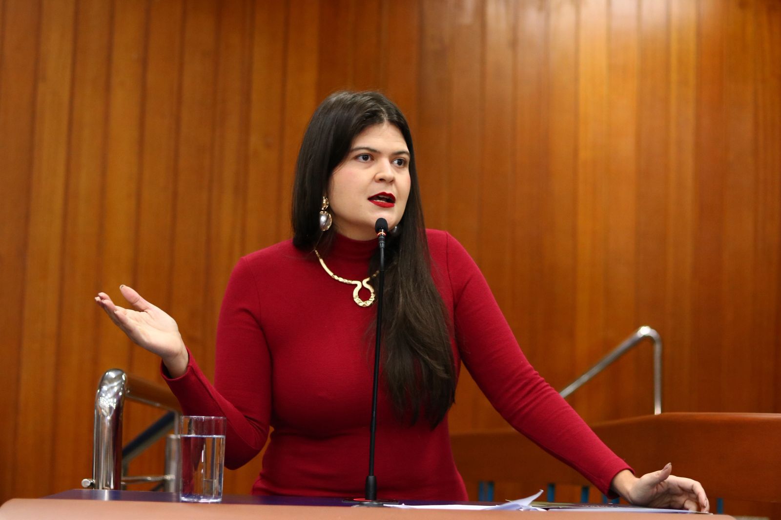 Aava Santiago leva Goiânia à liderança da agenda climática nacional