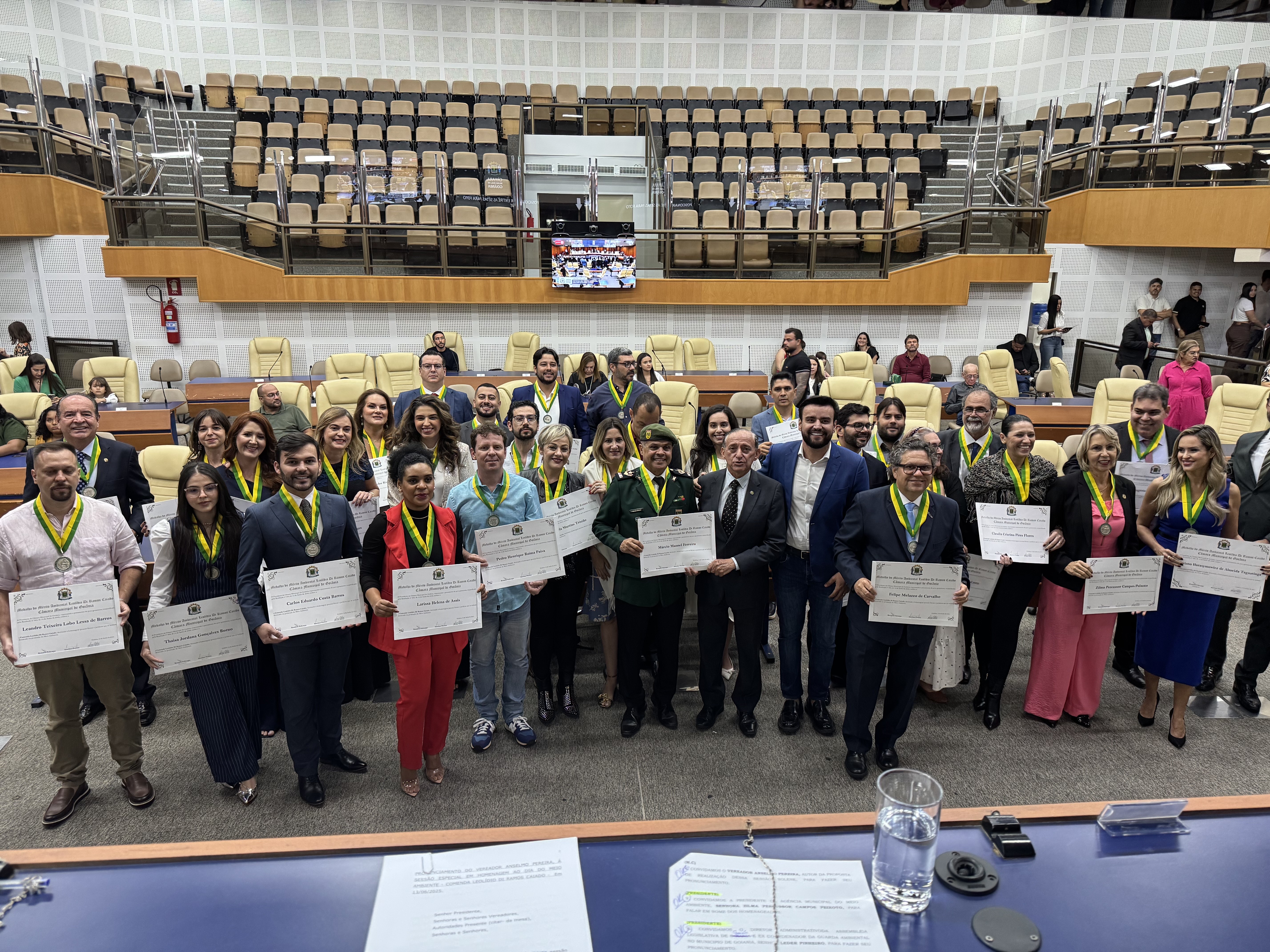 Em Sessão Solene, Luan Alves homenageia líderes ambientais com Medalha do Mérito Ambiental Leolídio di Ramos Caiado