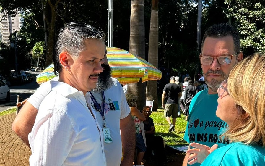 Fabrício Rosa enaltece pressão popular na suspensão da poda de árvores no Lago das Rosas