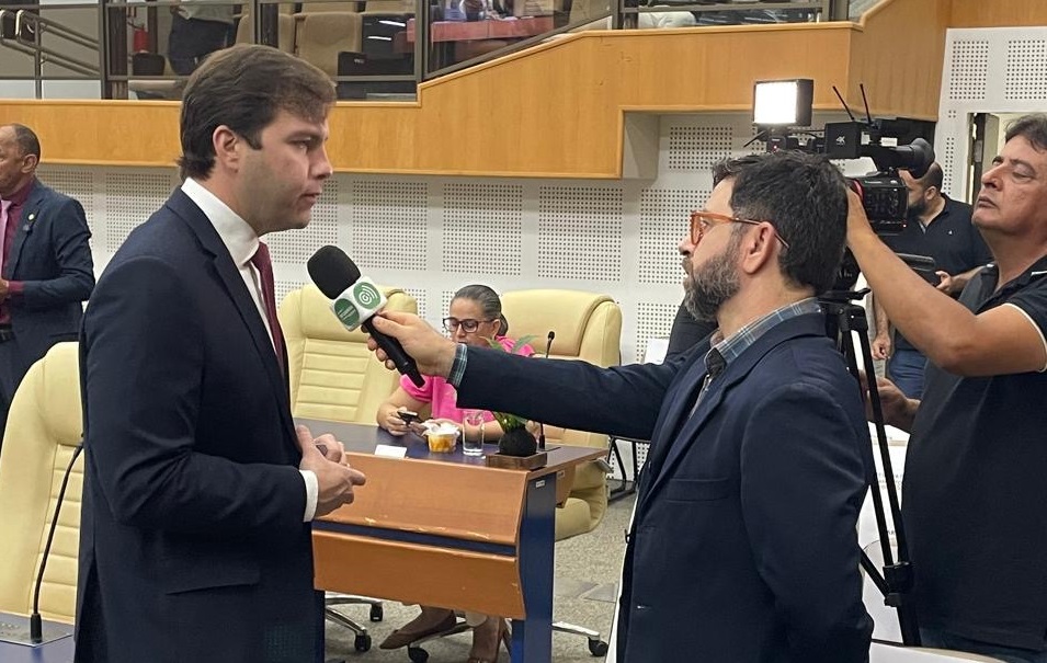 Kitão convoca audiência para debater PL que desburocratiza licenciamento em Goiânia