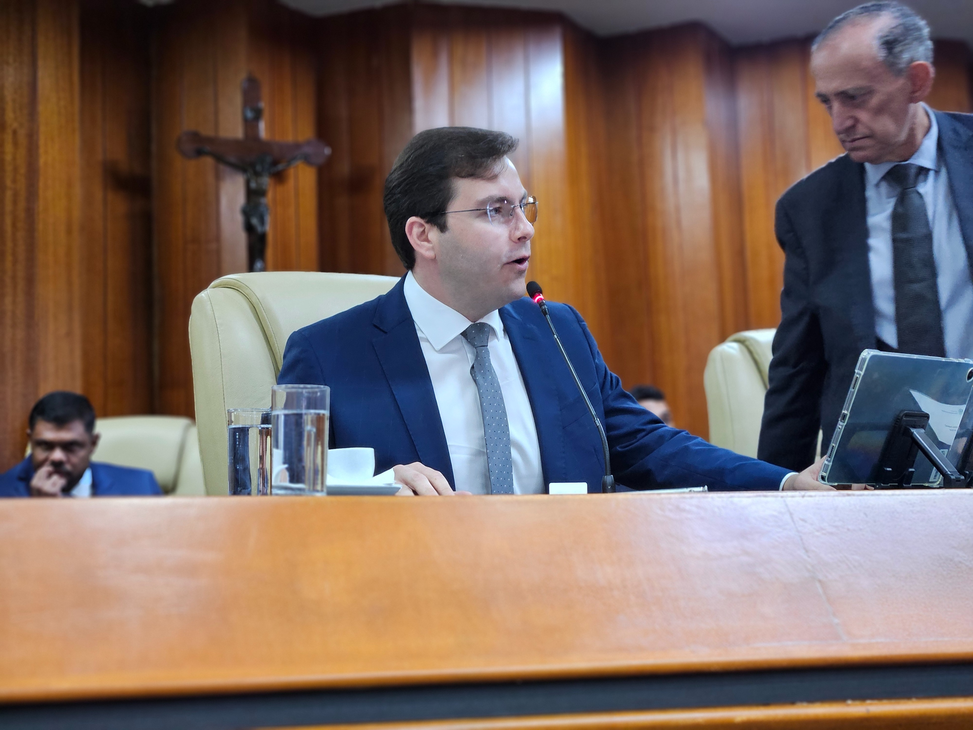 Kitão quer ampliar debate sobre cannabis medicinal com criação de Frente Parlamentar