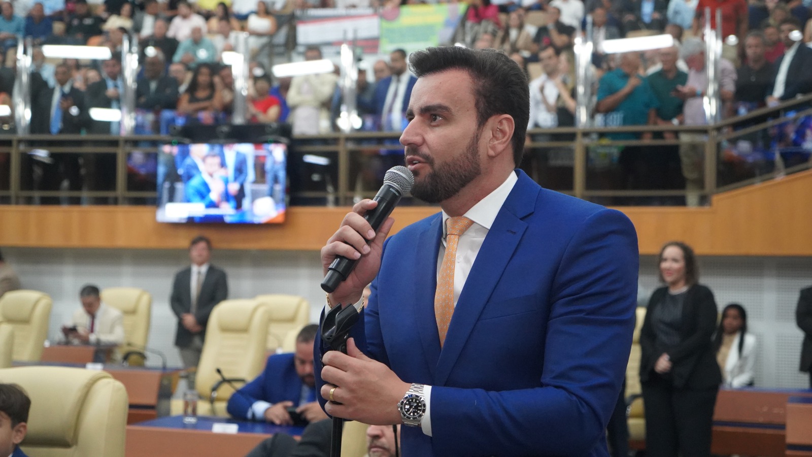 Luan Alves propõe prioridade, em vacinação, para doadores regulares de sangue