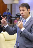 Andrey Azeredo solicita ao prefeito a adesão de Goiânia à Rede Simples e a fiscalização das ciclofaixas