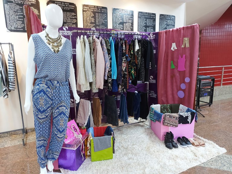 PINK: The Cutest Bras, Panties, Apparel, Beauty, Swimwear, \u0026 more