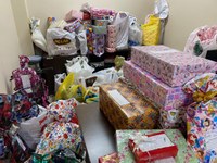 Câmara de Goiânia entregará mais de 200 presentes para crianças carentes em campanha de Natal dos Correios