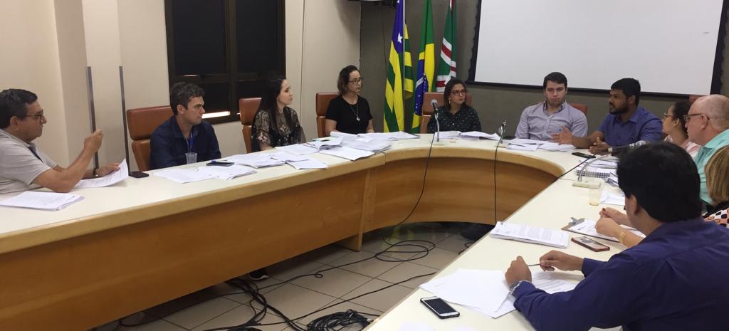 Câmara de Goiânia promove atualização de Regimentos Legislativo e Administrativo