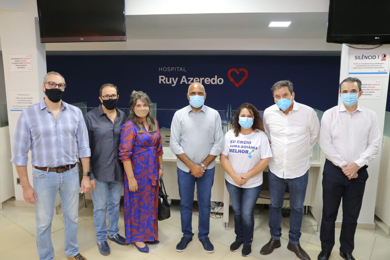 Clécio Alves visita instalações do Hospital Ruy Azeredo com prefeito e secretariado