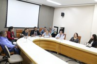Comissão dos Idosos se reúne para resolver disputa por Associação do Bairro Anhanguera