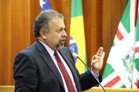 Notificação extrajudicial pede afastamento de Samuel Almeida da Prefeitura