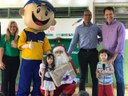Presidente da Câmara entrega presentes da campanha dos Correios no CMEI Condomínio Rio Branco Presidente da Câmara entrega presentes da campanha dos Correios no CMEI Condomínio Rio Branco