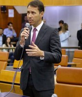 Vereador Andrey Azeredo propõe aplicativo que inova e facilita acesso da população à Saúde Municipal 